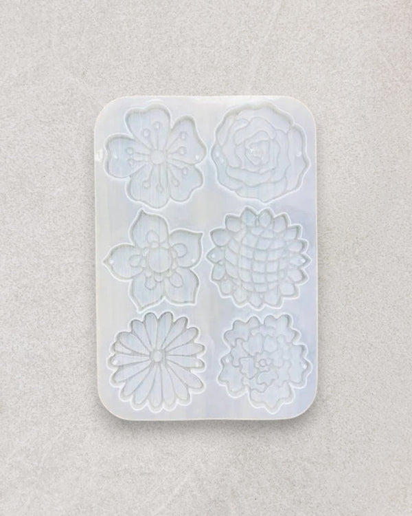 6 CAVITY FLOWER KEYCHAIN MOULD