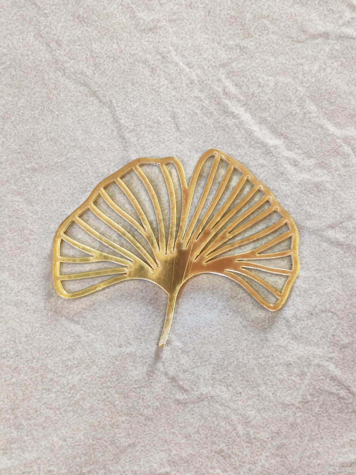 GINKGO LEAF - GOLD ACRYLIC CUTOUT - ART KA MART