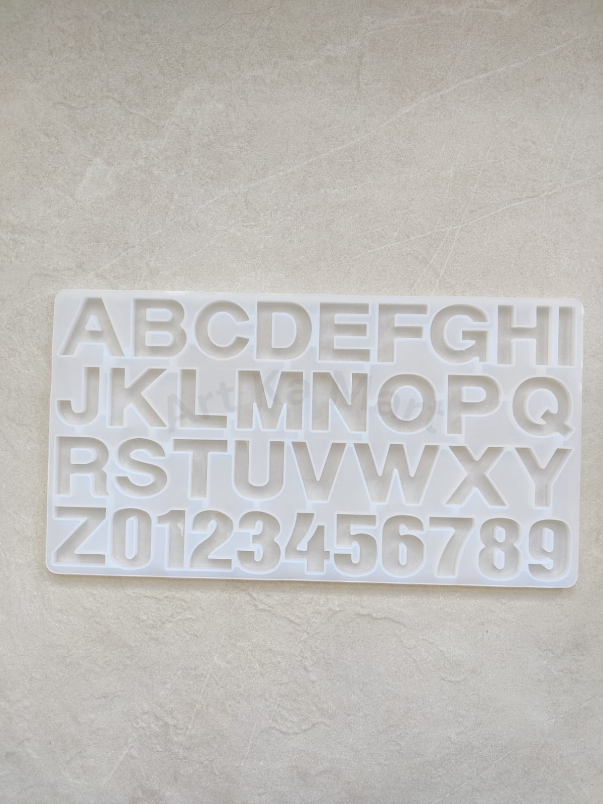 FRONT POURING ALPHABET MOULD WITHOUT HOLE